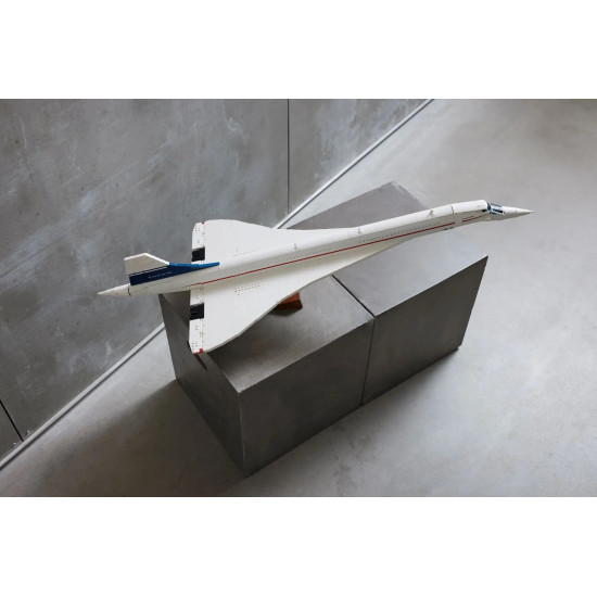 LEGO Icons 10318 - Concorde